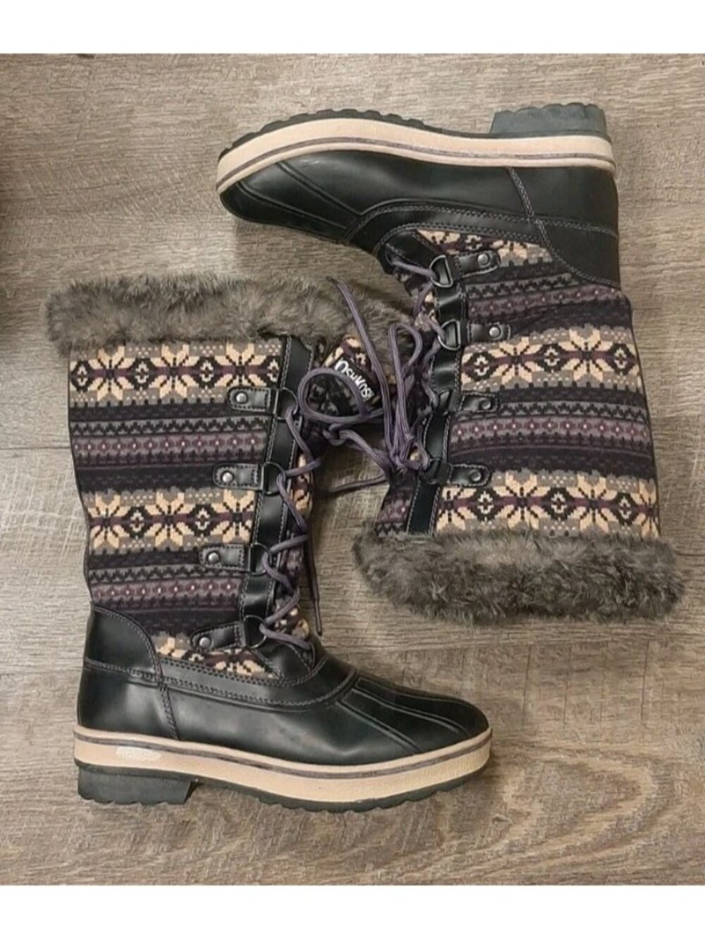 Women's Winter OshKosh Boots Faux Fur Trim Fabric Geometric Pattern Size 8